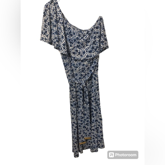 Michael Kors Dresses & Skirts - Michael Kors blue and white size large dress one cold shoulder tie belt
